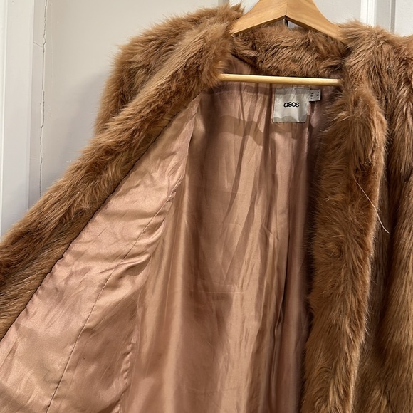 Fabulous Coat - Picture 5 of 8